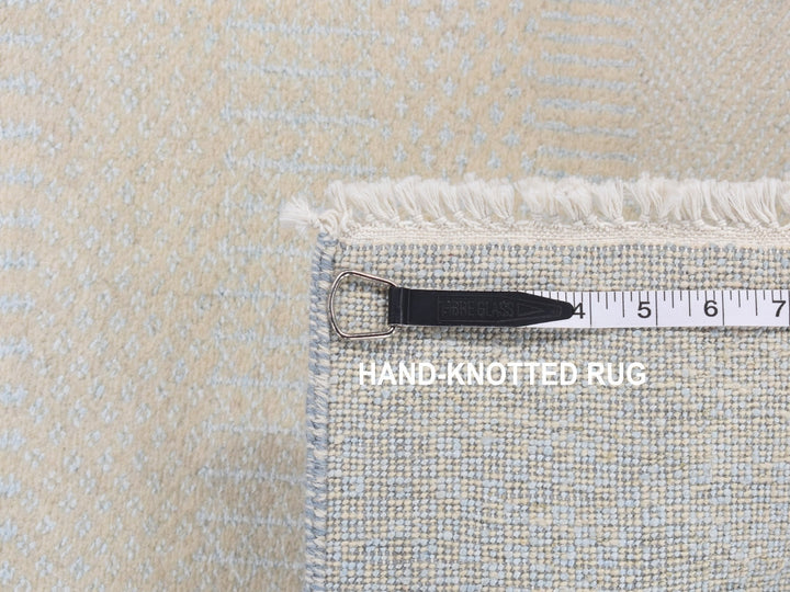 2'7" x 8'4" New Hand Knotted Ivory Wool & Silk Runner Oriental Rug - MOA10287233