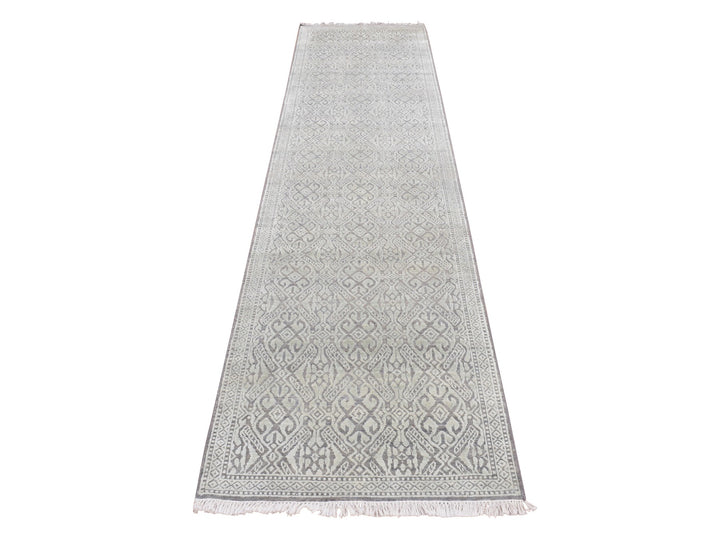 2'7" x 10'4" New Hand Knotted Green Wool & Silk Runner Oriental Rug - MOA10287250
