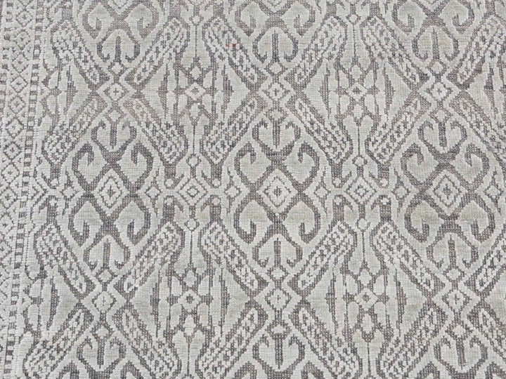 2'7" x 10'4" New Hand Knotted Green Wool & Silk Runner Oriental Rug - MOA10287250