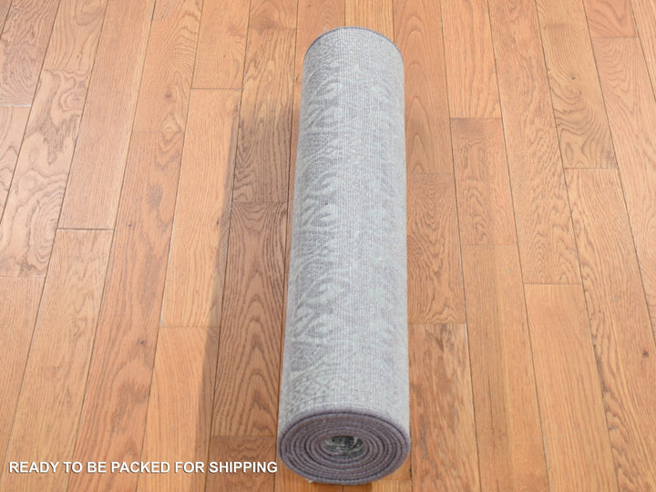 2'7" x 10'4" New Hand Knotted Green Wool & Silk Runner Oriental Rug - MOA10287250