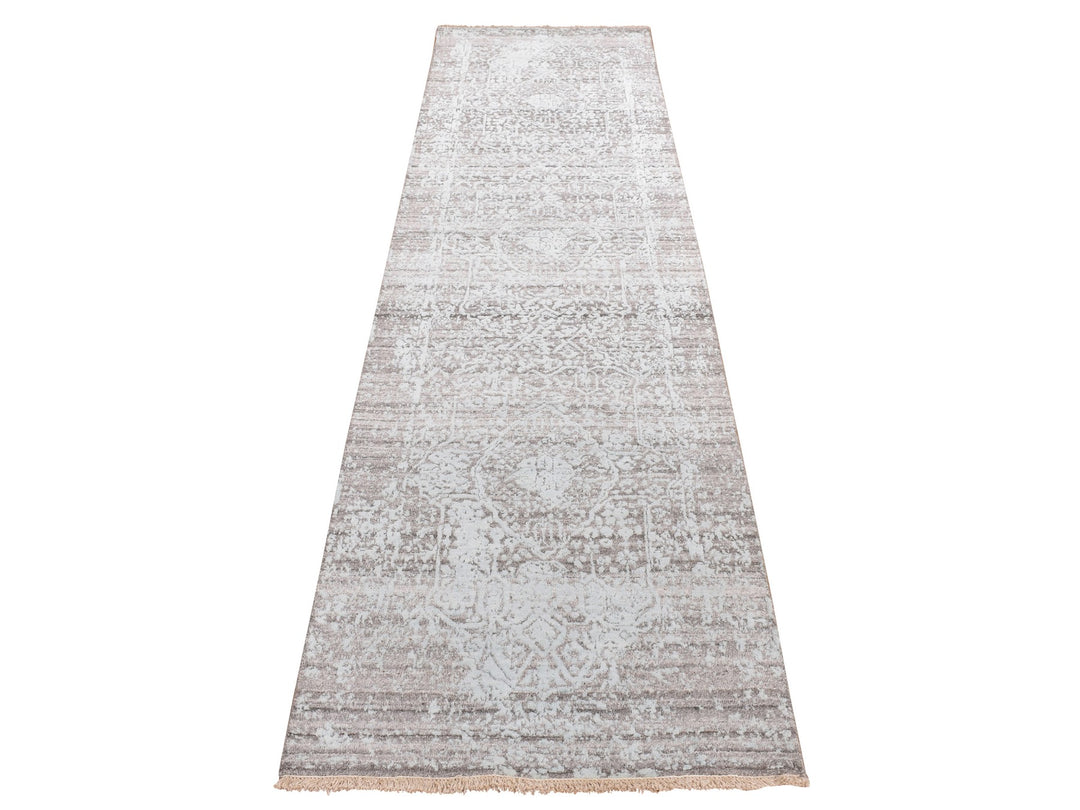 2'6" x 10'0" New Hand Knotted Green Wool & Silk Runner Oriental Rug - MOA10287253