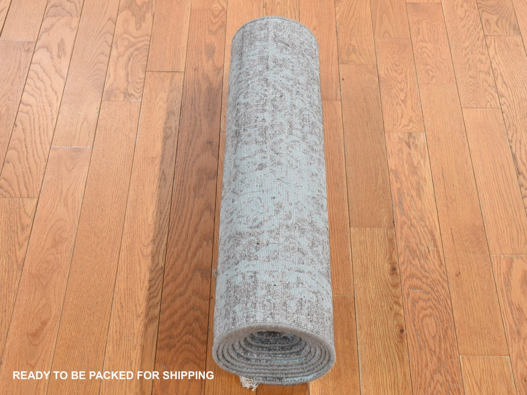 2'6" x 10'0" New Hand Knotted Green Wool & Silk Runner Oriental Rug - MOA10287253