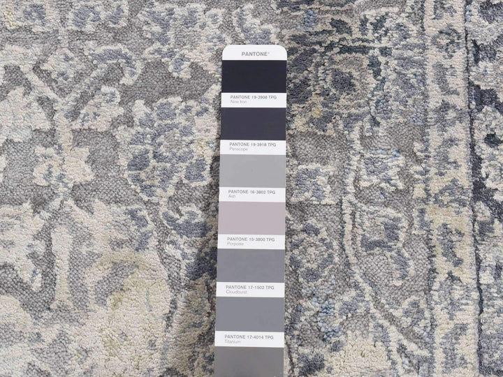 2'6" x 9'10" New Hand Knotted Grey Wool & Silk Runner Oriental Rug - MOA10287254