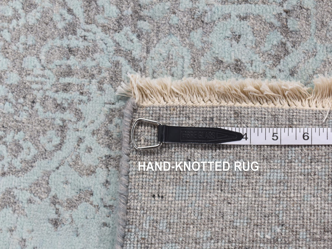 2'7" x 9'9" New Hand Knotted Green Wool & Silk Runner Oriental Rug - MOA10287258