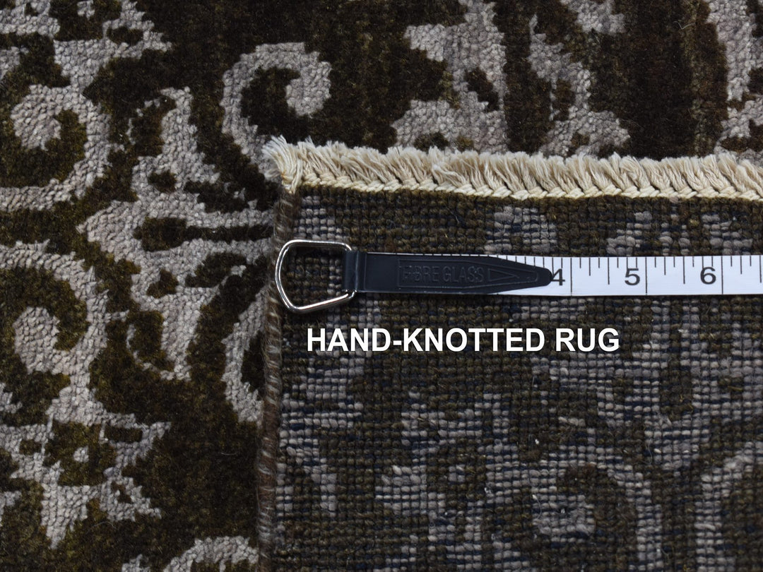 2'4" x 9'8" New Hand Knotted Green Wool & Silk Runner Oriental Rug - MOA10287261