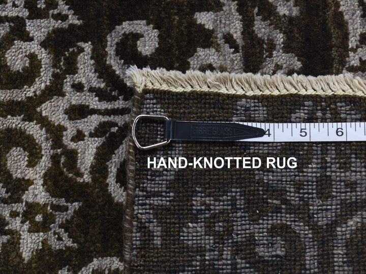 2'4" x 9'8" New Hand Knotted Green Wool & Silk Runner Oriental Rug - MOA10287261