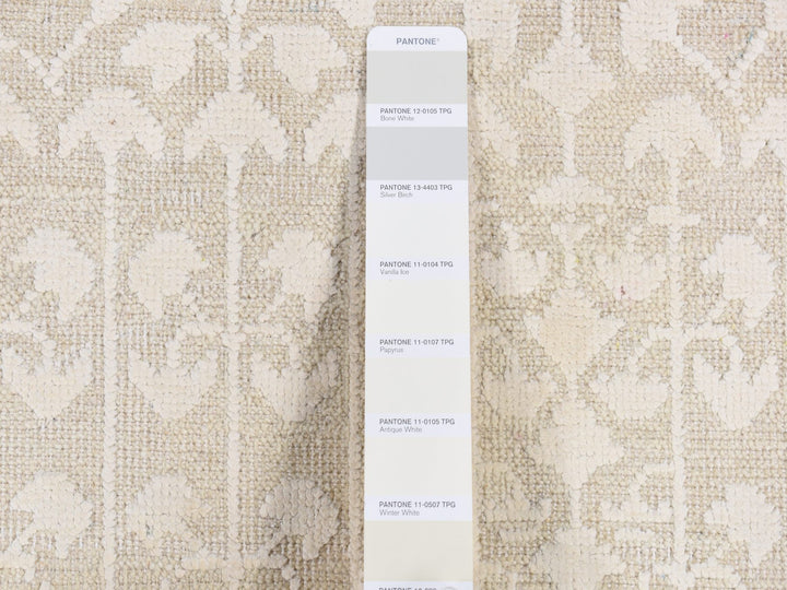 2'6" x 10'1" New Hand Knotted Ivory Wool & Silk Runner Oriental Rug - MOA10287262