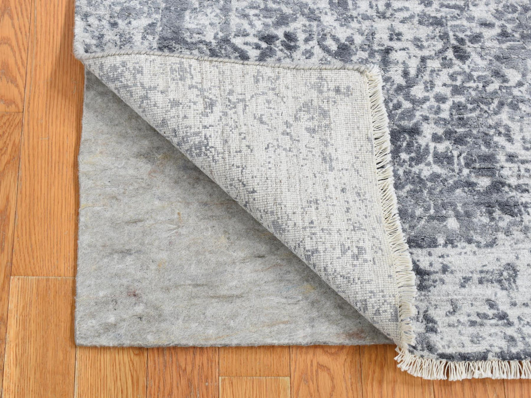 2'8" x 10'0" New Hand Knotted Grey Wool & Pure Silk Runner Oriental Rug - MOA10287269