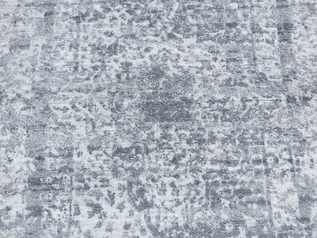 2'8" x 10'0" New Hand Knotted Grey Wool & Pure Silk Runner Oriental Rug - MOA10287269