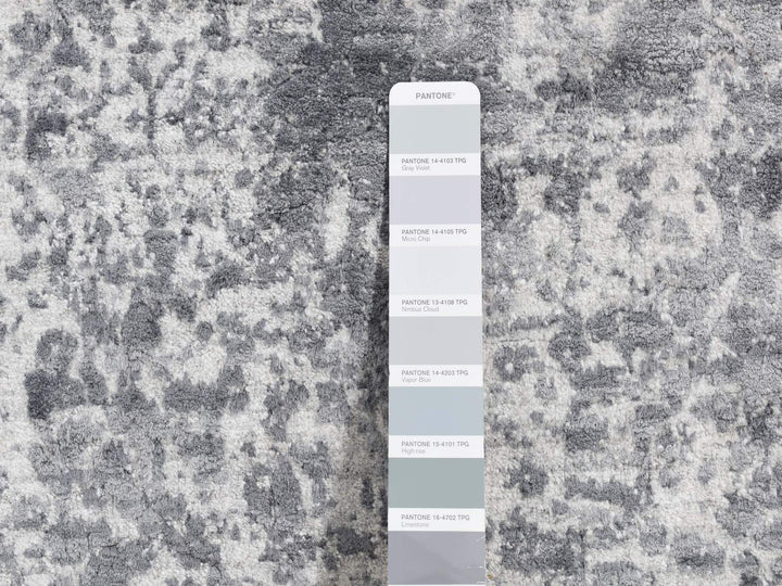2'8" x 10'0" New Hand Knotted Grey Wool & Pure Silk Runner Oriental Rug - MOA10287270