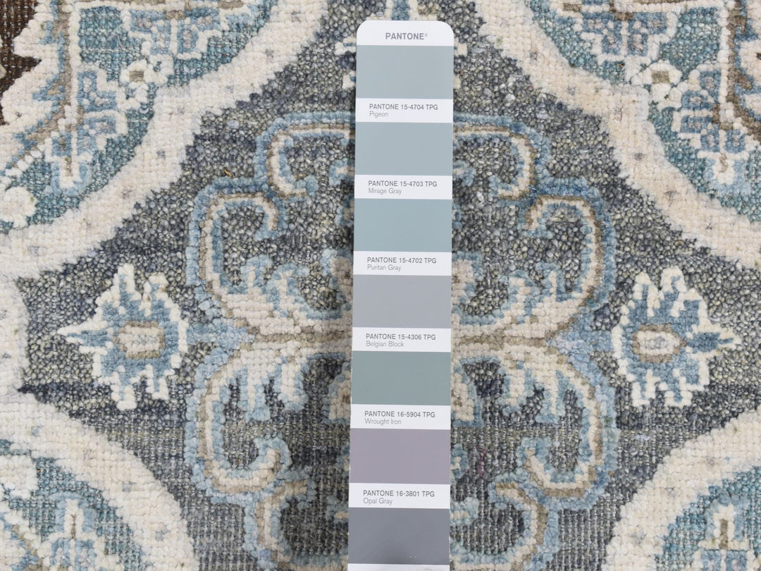 2'7" x 9'10" New Hand Knotted Grey Wool & Silk Runner Oriental Rug - MOA10287276