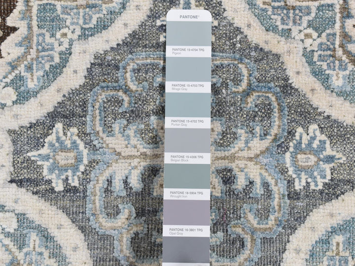 2'7" x 9'10" New Hand Knotted Grey Wool & Silk Runner Oriental Rug - MOA10287276