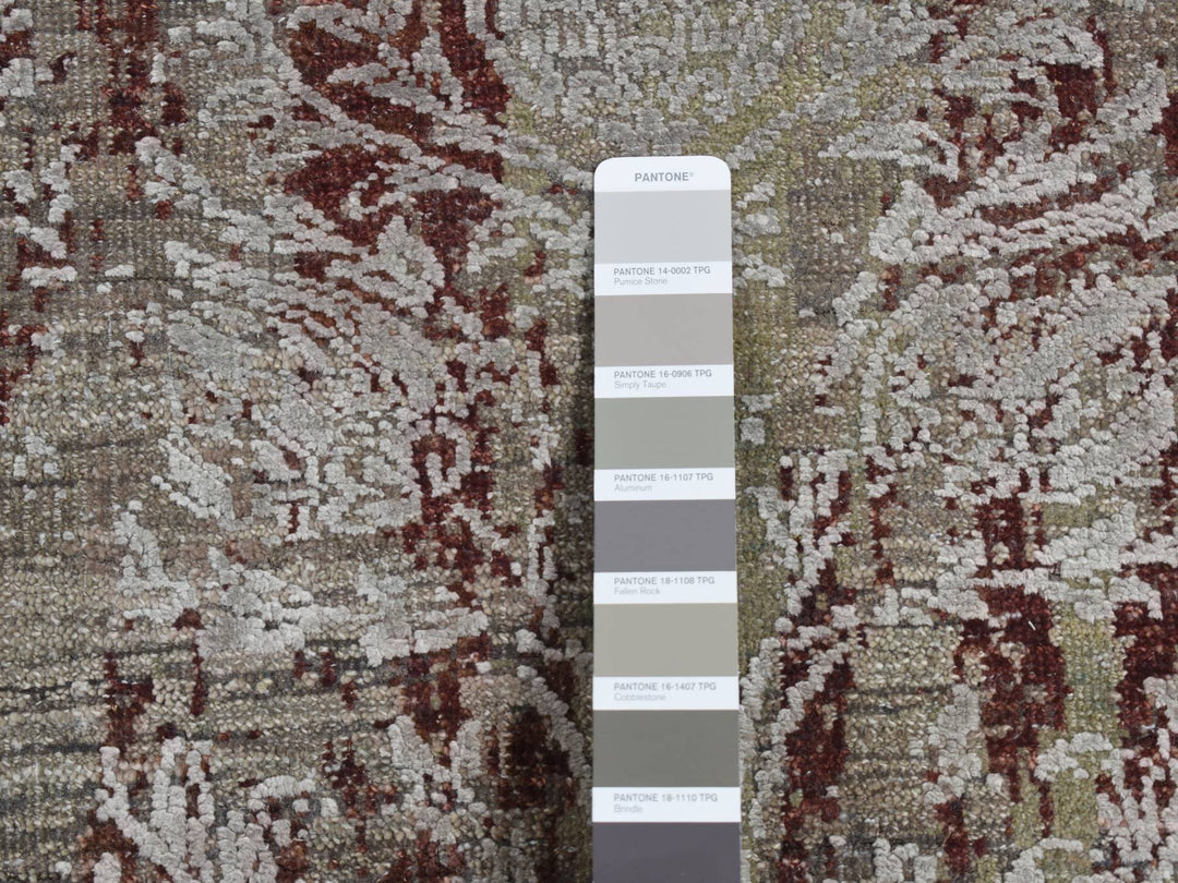 2'6" x 9'10" New Hand Knotted Grey Wool & Silk Runner Oriental Rug - MOA10287283