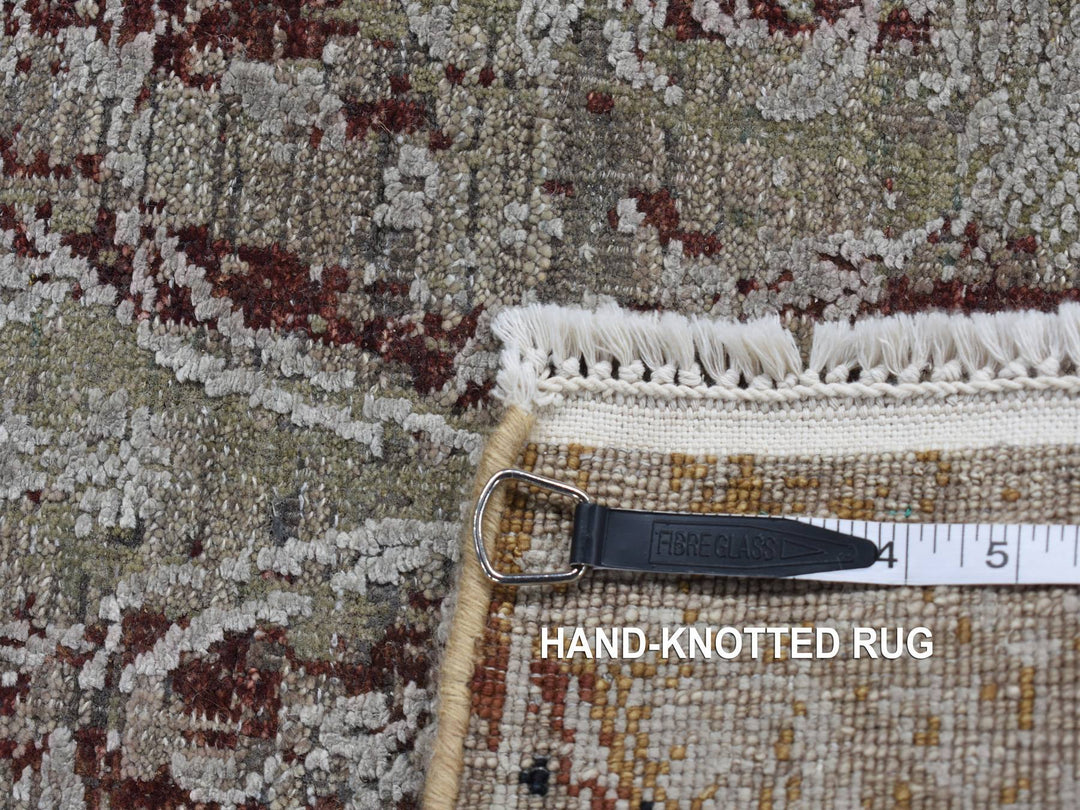 2'6" x 9'10" New Hand Knotted Grey Wool & Silk Runner Oriental Rug - MOA10287283