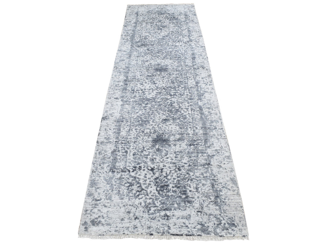 2'7" x 7'10" New Hand Knotted Grey Wool & Silk Runner Oriental Rug - MOA10287291