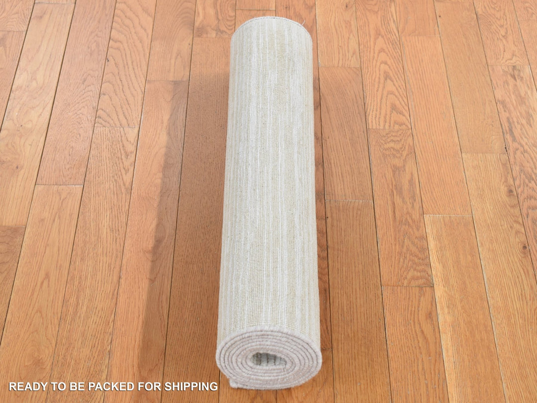 2'5" x 8'3" New Hand Knotted Ivory Wool & Silk Runner Oriental Rug - MOA10287293
