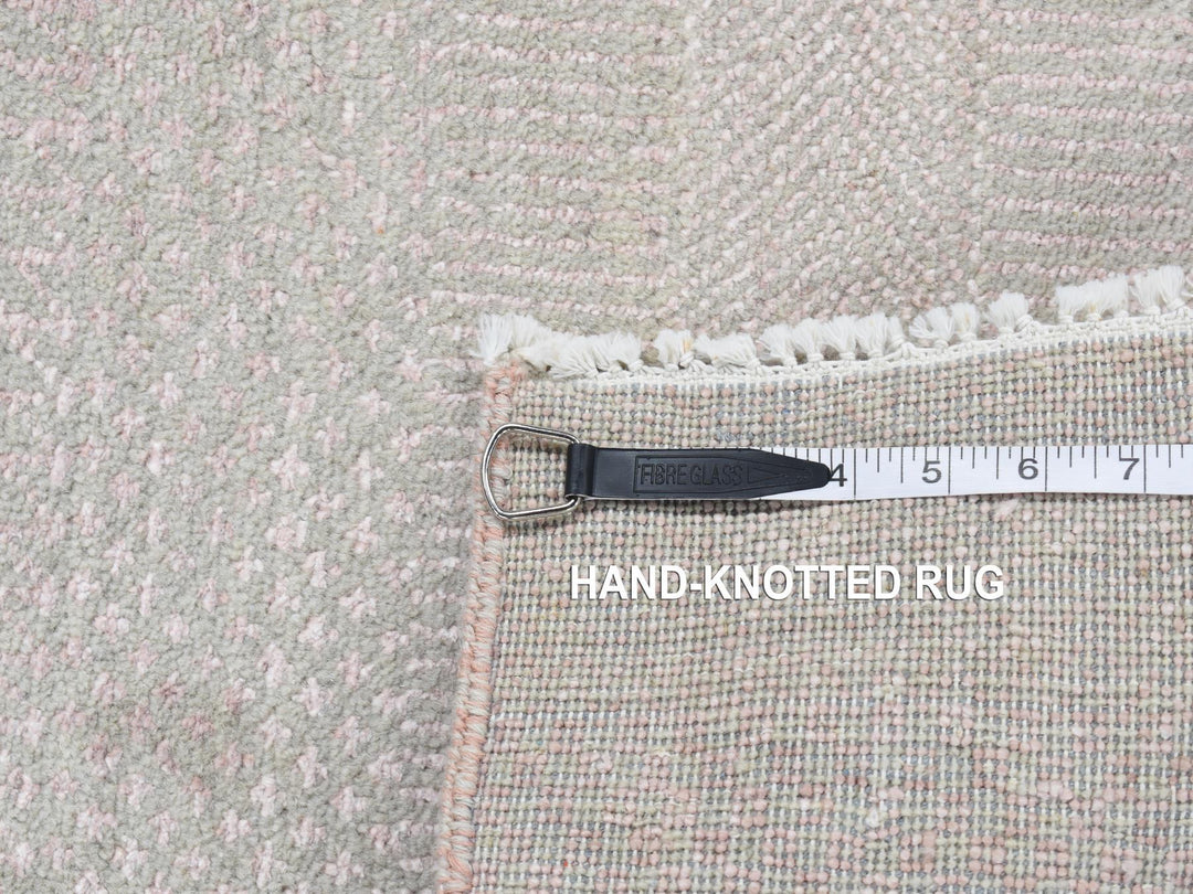 2'7" x 11'3" New Hand Knotted Pink Wool & Silk Runner Oriental Rug - MOA10287302