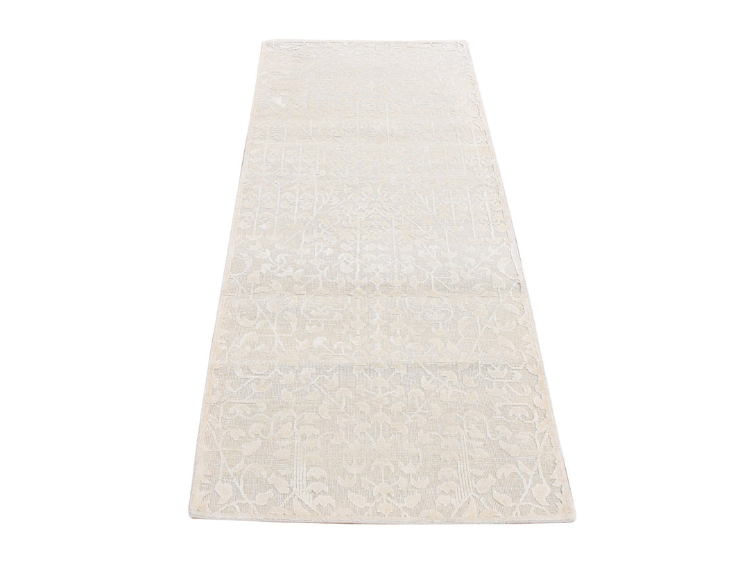 2'5" x 6'0" New Hand Knotted Ivory Wool & Silk Runner Oriental Rug - MOA10287326