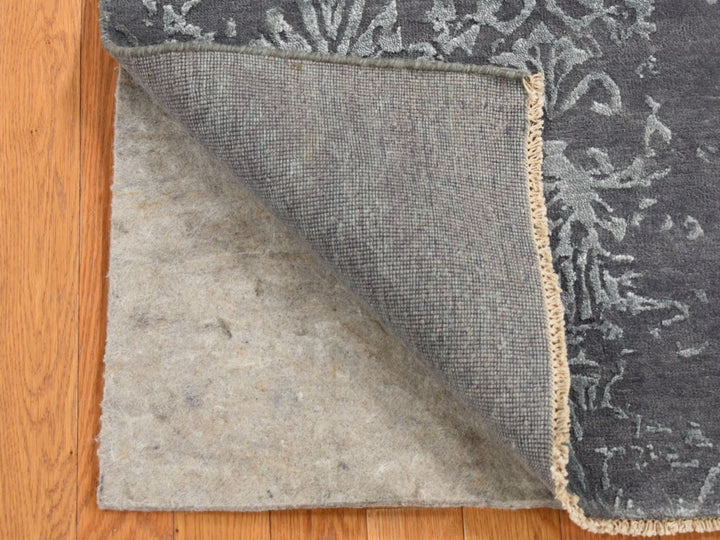 2'6" x 6'9" New Hand Knotted Grey Wool & Silk Runner Oriental Rug - MOA10287330
