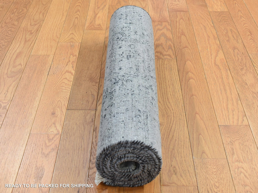2'6" x 6'0" New Hand Knotted Grey Wool & Silk Runner Oriental Rug - MOA10287331