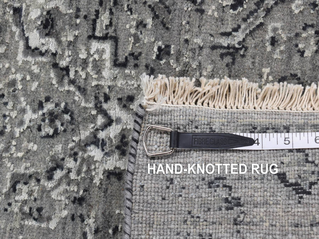 2'6" x 6'0" New Hand Knotted Grey Wool & Silk Runner Oriental Rug - MOA10287331