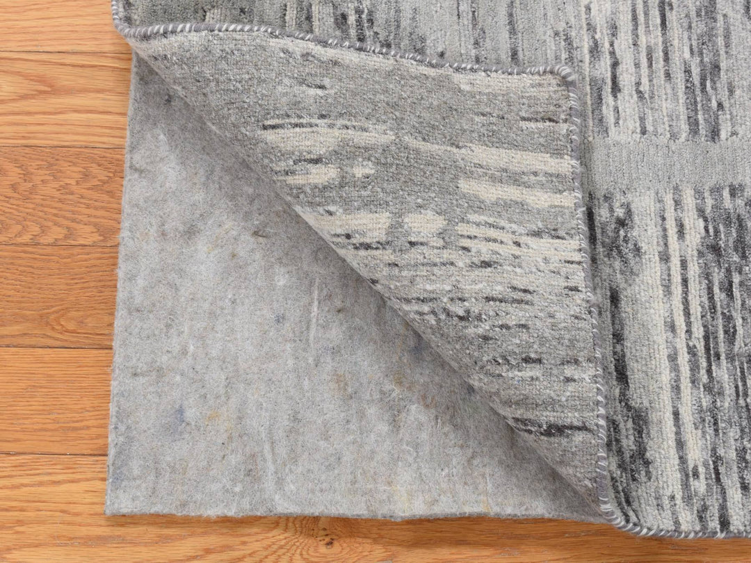 2'7" x 6'0" New Hand Knotted Grey Wool Runner Oriental Rug - MOA10287340