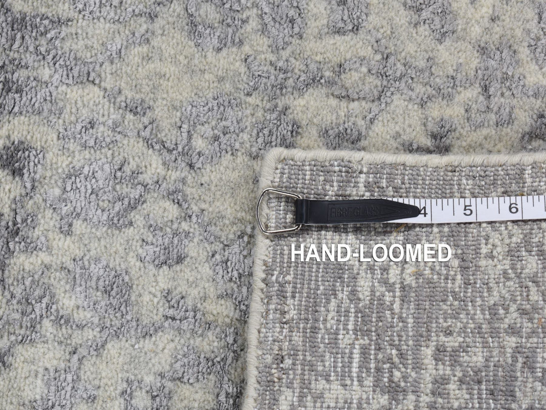 2'5" x 6'0" New Hand Loomed Ivory Wool & Silk Runner Oriental Rug - MOA10287342