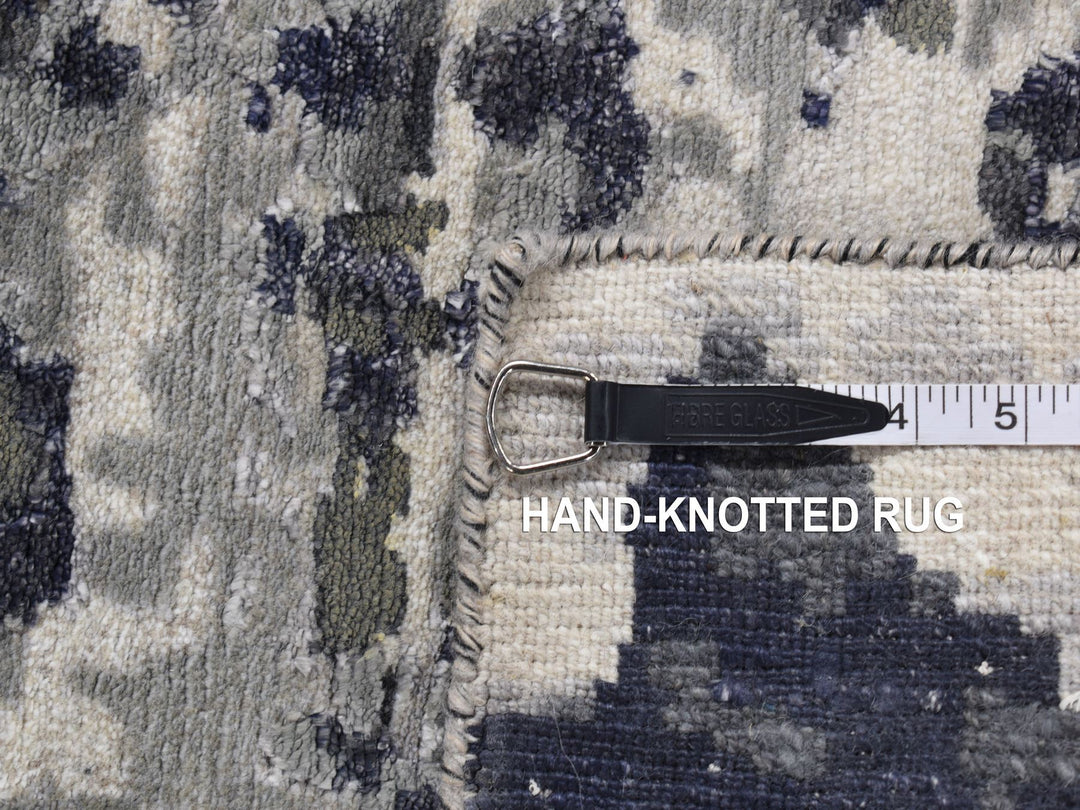 2'7" x 5'9" New Hand Knotted Black Wool & Silk Runner Oriental Rug - MOA10287347