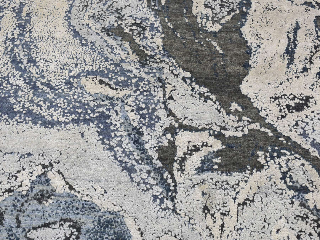 8'1" x 8'1" New Hand Knotted Grey Wool & Silk Round Oriental Rug - MOA10287362