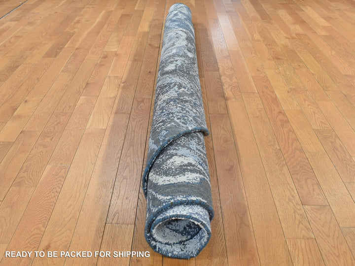 8'1" x 8'1" New Hand Knotted Grey Wool & Silk Round Oriental Rug - MOA10287362