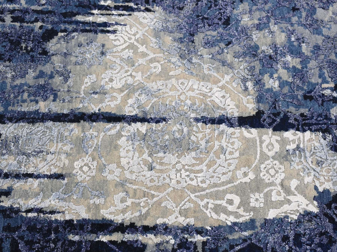7'10" x 7'10" New Hand Knotted Blue Wool & Silk Round Oriental Rug - MOA10287367