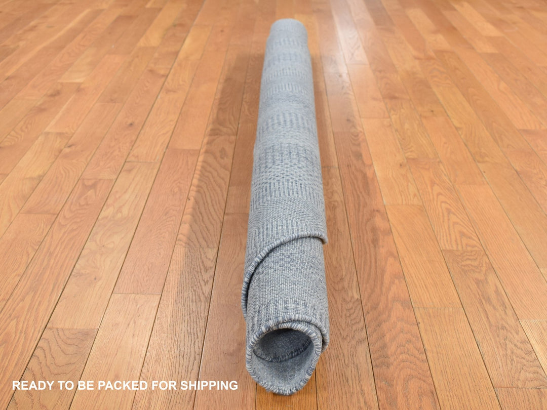 5'10" x 5'10" New Hand Knotted Grey Wool & Silk Round Oriental Rug - MOA10287371