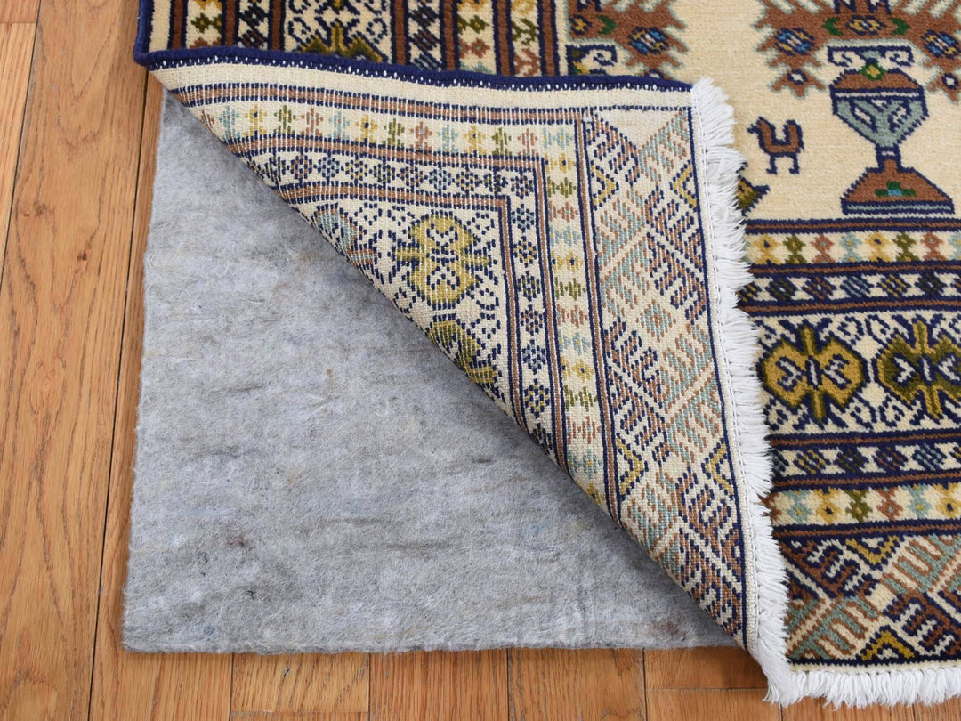 4'3" x 5'7" New Hand Knotted Ivory Wool Rectangle Oriental Rug - MOA10287453