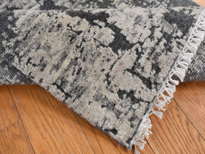 2'0" x 2'0" New Hand Knotted Black Wool Rectangle Oriental Rug - MOA10287546