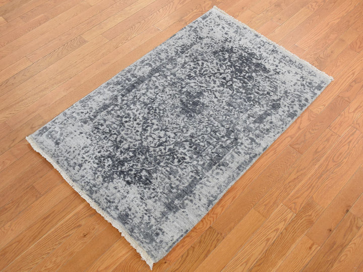 3'0" x 4'10" New Hand Knotted Grey Wool & Pure Silk Rectangle Oriental Rug - MOA10287605