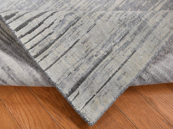 3'0" x 9'0" New Hand Knotted Grey Silk Runner Oriental Rug - MOA10287620