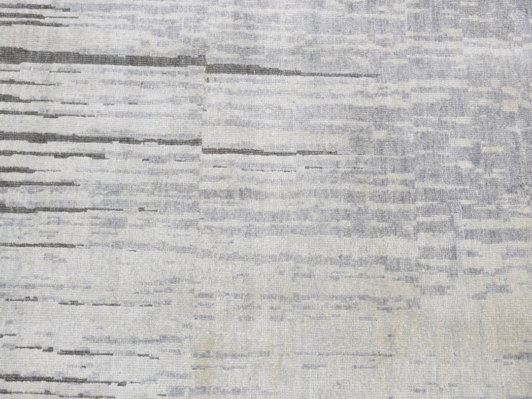 3'0" x 9'0" New Hand Knotted Grey Silk Runner Oriental Rug - MOA10287620