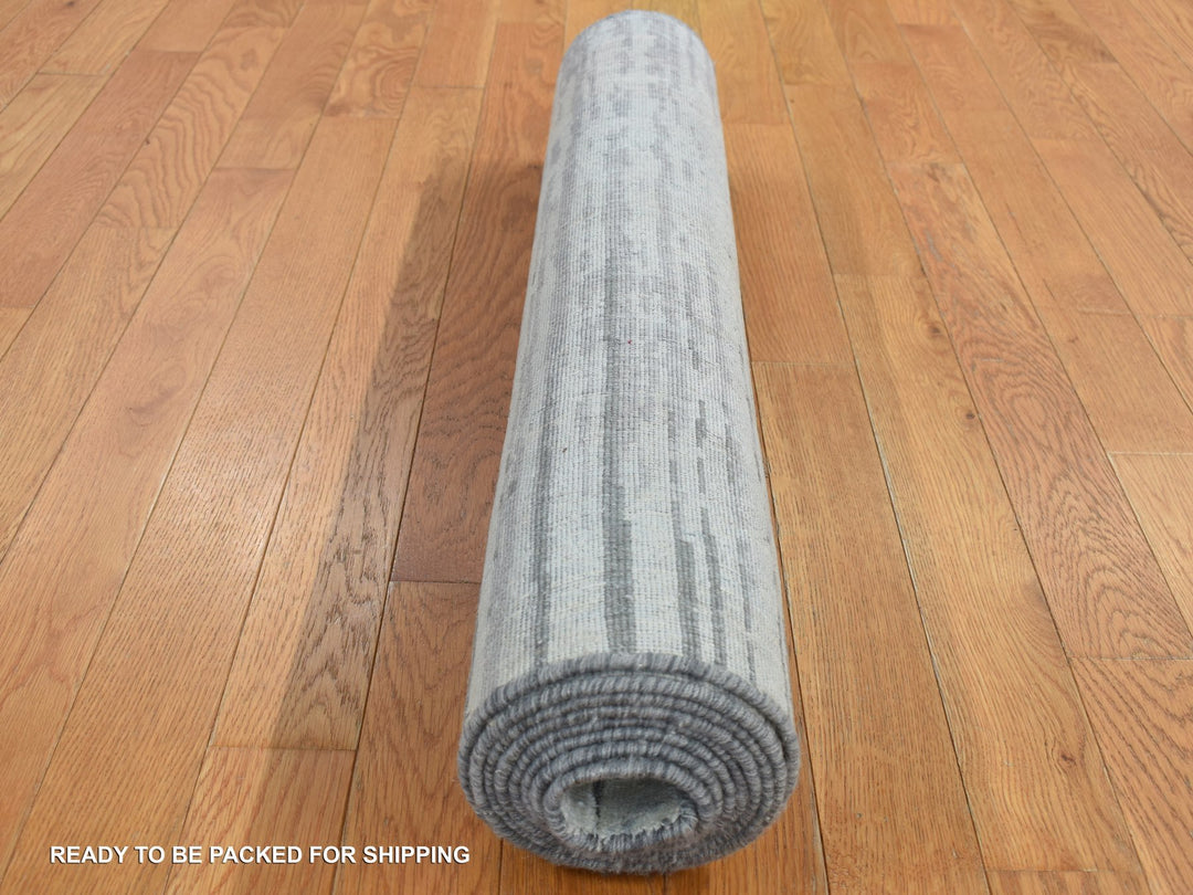 3'0" x 9'0" New Hand Knotted Grey Silk Runner Oriental Rug - MOA10287620