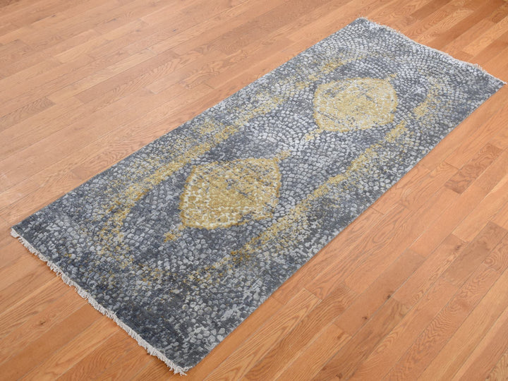 3'0" x 8'0" New Hand Knotted Grey Wool & Pure Silk Runner Oriental Rug - MOA10287627