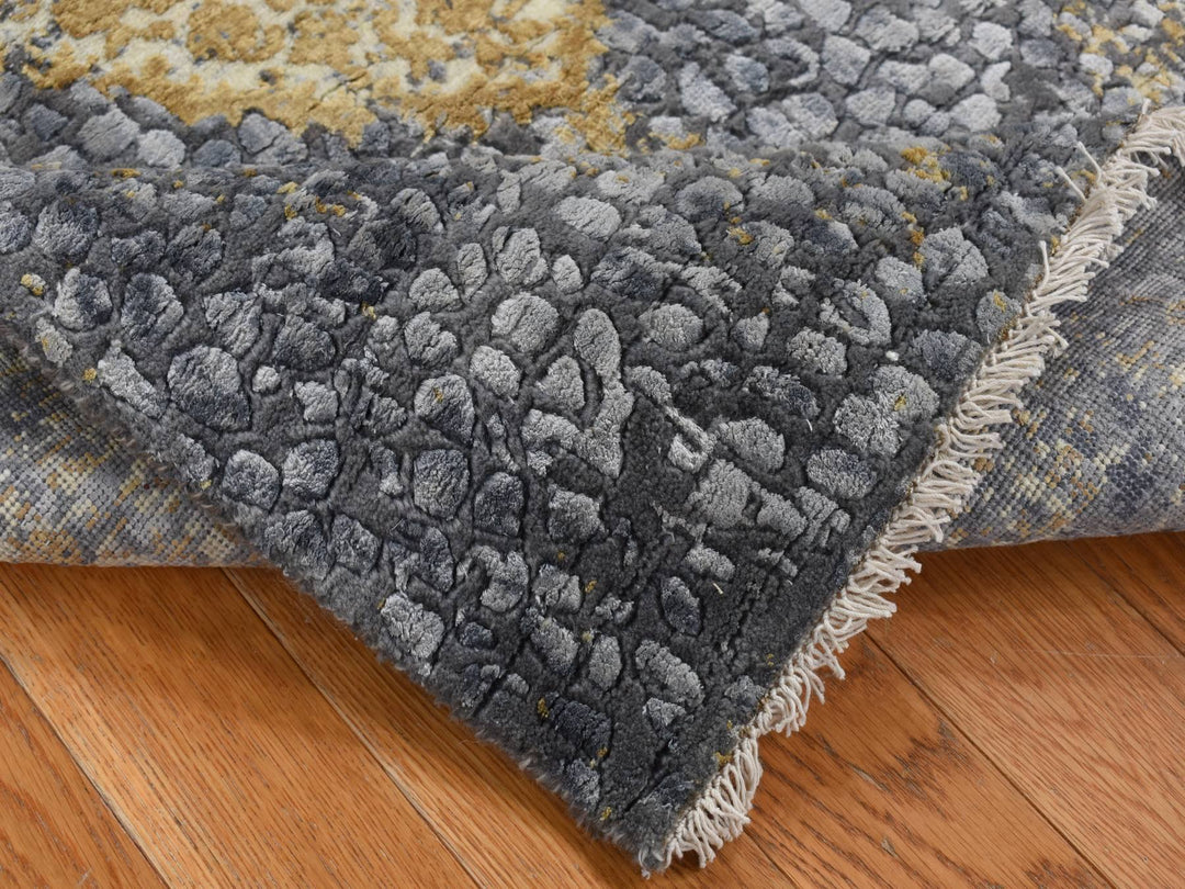 3'0" x 8'0" New Hand Knotted Grey Wool & Pure Silk Runner Oriental Rug - MOA10287627