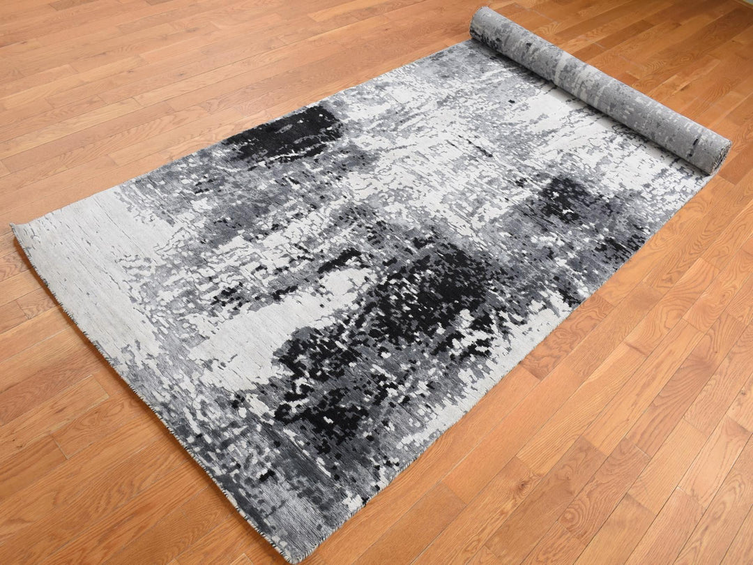 4'2" x 13'1" New Hand Knotted Grey Wool & Silk Runner Oriental Rug - MOA10287680