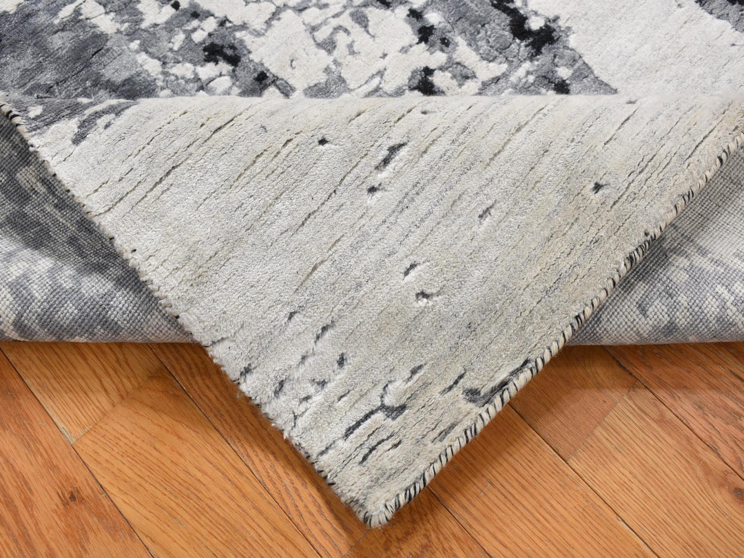 4'2" x 13'1" New Hand Knotted Grey Wool & Silk Runner Oriental Rug - MOA10287680