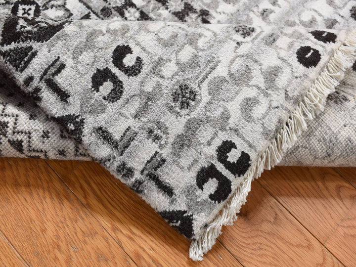 2'8" x 3'0" New Hand Knotted Grey Wool Rectangle Oriental Rug - MOA10287686