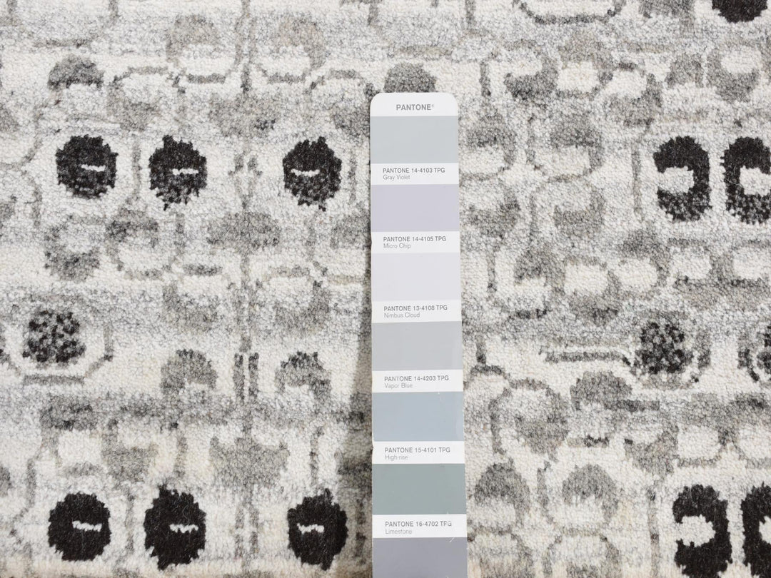 2'8" x 3'0" New Hand Knotted Grey Wool Rectangle Oriental Rug - MOA10287686