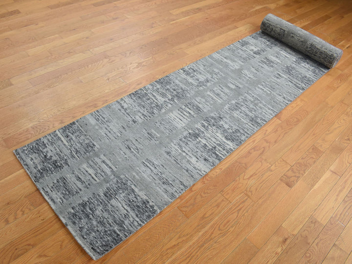 2'6" x 17'10" New Hand Knotted Grey Wool Runner Oriental Rug - MOA10287687