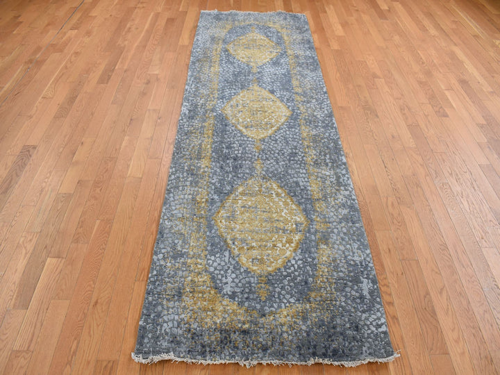 3'2" x 9'10" New Hand Knotted Grey Wool & Silk Runner Oriental Rug - MOA10287690