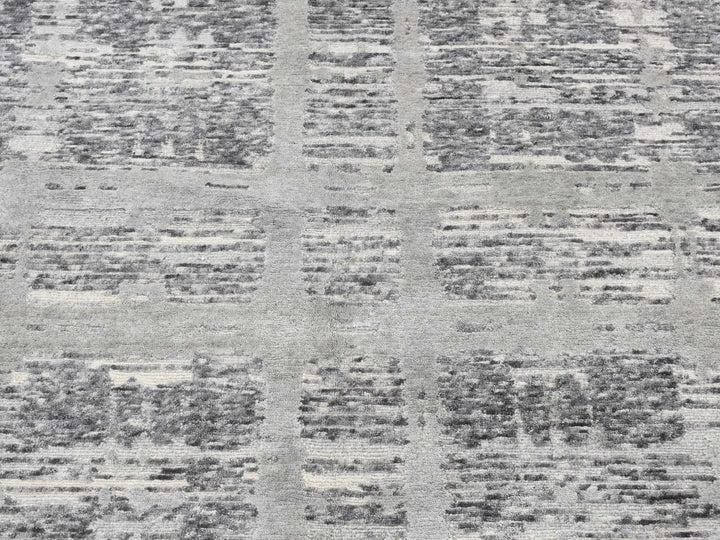 10'1" x 10'1" New Hand Knotted Grey Wool Square Oriental Rug - MOA10287705