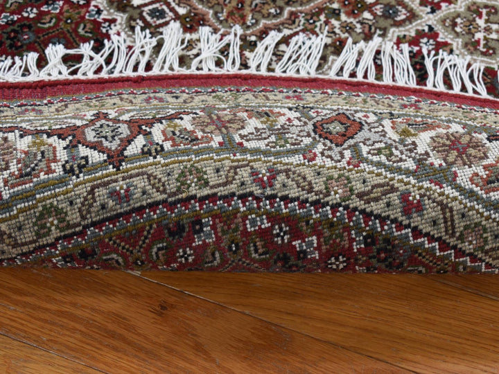 4'1" x 4'1" New Hand Knotted Red Wool Round Oriental Rug - MOA10287721