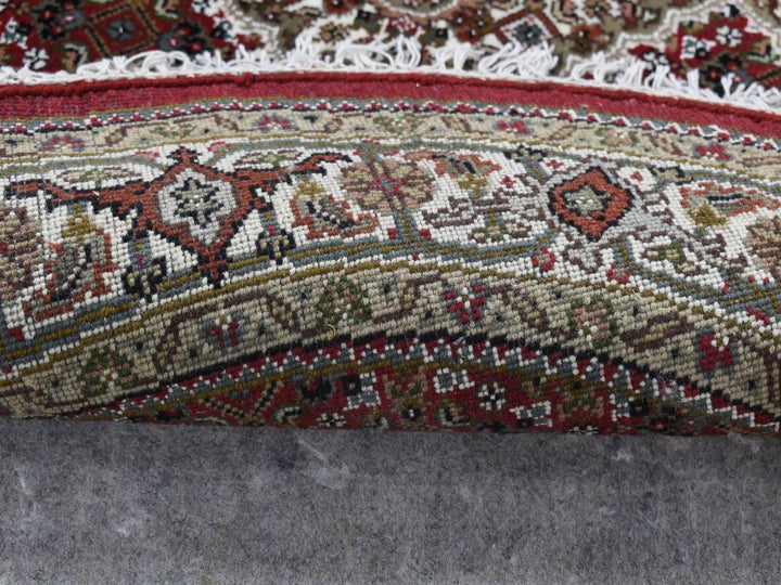 4'1" x 4'1" New Hand Knotted Red Wool Round Oriental Rug - MOA10287721