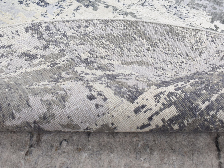 8'1" x 8'1" New Hand Knotted Grey Wool & Silk Round Oriental Rug - MOA10287743